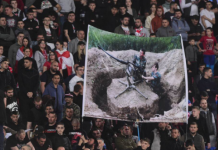 Koreografija navijača Crvene zvezde bila je izraz poštovanja prema patriotizmu bivšeg igrača i predsednika kluba.