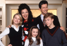 Biste li je prepoznali? Kako danas izgleda dadiljina mama?