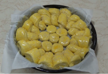 MEKANA POGAČA SA JOGURTOM, GOTOVA ZA 20 MINUTA: Nema pekare koja pravi ovako dobar hleb! (RECEPT)