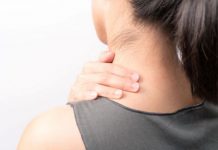 STVORILA VAM SE GRBA NA VRATU? EVO KAKO ĆETE JE ISPRAVITI: Trebate samo slediti ovih 5 saveta!