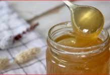 KAŠIČICA MEDA UJUTRO DJELUJE, ALI SAM0 AKO JE 0VAKO UZIMATE! Pčelar Anđelković UP0Z0RI0 na VELIKU GREŠKU koju svi pravimo