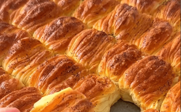 PECIVO SA SIROM…Toliko ukusno da ćete ga praviti svaki dan…