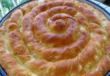 KADA SAM DANAS GOSTIMA SERVIRALA OVU PITU, SVI SU SE ODUŠEVILI I TRAŽILI RECEPT.. EVO I VI SE POČASTITE