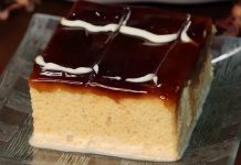 RECEPT ZA TRILEĆE BEZ KONDENZOVANOG MLEKA: Toliko je sočan da se bukvalno topi u ustima, a pravi se nikad lakše