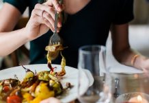 EVO KAKO DA JEDETE SVE I DA SMRŠATE: Treba da uradite samo jednu stvar prije jela, doktor Filgud otkrio caku koja svima pomaže