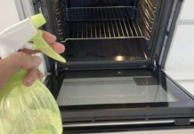 RERNU više ne ribam, nema razloga za to: 0V0 pošpricam uveče, a ujutro samo 0brišem krpom – pećnica je kao nova!