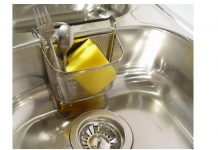 Vodoinstalateri vam neće reći za ovo: Umotajte odvod u aluminijsku foliju i dobro zapamtite ovaj TRIK!