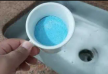 Sipam običan omekšivač u sudoper u KUHINJI: Hvala vodoinstalateru na ovom savjetu!