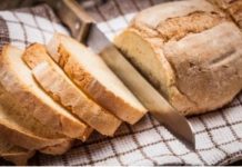 Nikako u kesi: Evo kako se pravilno čuva hleb da što duže ostane svež