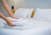 KOMŠINICA MI JE OTKRILA TRIK I SAD JE MOJA ODJEĆA UVIJEK ČISTO BIJELA I SVJEŽEG MIRISA: Ovo Svi Trebaju Znati!