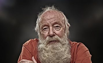 “KAKO RAZLIKOVATI MUDRU ŽENU OD POVRŠNE”: Jedan mudrac je dao pravo objašnjenje, “Pametna ima 2 važne karakteristike”