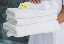 UBACITE OVAJ SASTOJAK U MAŠINU I GOTOVO: Najprostiji i najjeftiniji trik da vešu VRATITE IZGUBLJENU BJELINU, a peškiri će biti premekani