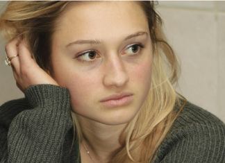 Brisala sam prašinu i slučajno pronašla dnevnik svog muža: Kad sam ga pročitala, iste noći sam pobegla i promenila ime