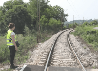 Majka (32) se sa kćerkom (2) bacila pod voz, otkrivena potresna oproštajna poruka: Svekrva i svekar su joj 0v0 radili djeci, a nju su svaki dan..