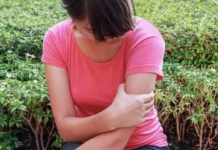 Mjesec dana prije srčanog udara vaše tijelo šalje upozorenje: 8 znakova da ste u opasnosti