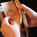 novac-novcanik-foto-M-Jakovljevic-ringier-2-scaled-1-1024×683