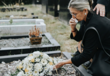 Ako vam je umro član porodice, da li treba da farbate jaja? Jedno nalažu običaji, a evo šta kaže crkva