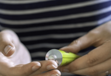 Znate li ovu JEFTINU mast iz apoteke? Skoro niko ne zna da zamenjuje i najskuplju kremu i izglađuje bore kao pegla!