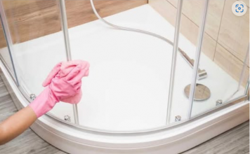 OLJUŠTIĆE KAMENAC kao da je kora banane: Zbog ove sitnice će vaša tuš-kabina izgledati kao da ste je tek kupili