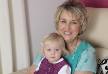 Imala sam 57 godina kada sam rodila svoje prvo dete i sada kažem – to treba zakonom zabraniti: Mala nije napunila ni 4 godine kada sam shvatila da sam pogrešila