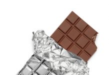 Pojavila se nova hit čokolada! Ova mijenja boju i svi je snimaju. Ali ima jedna caka…