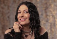 BURAN ŽIVOT KALIOPI – MUŽA I SINA JE OSTAVILA ZBOG 13 GODINA MLAĐEG: POZNATA PEVAČICA doživela UŽAS koji nije viđen kod nas