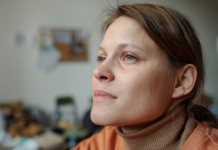 9 stvari zbog kojih žene gube poštovanje u porodici nakon 65. godine: Čak i kada radi sve za muža i decu