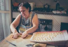 “3 razloga zašto sam majku smestila u starački dom čim je napunila 68: Nije zaslužila ni da je pogledamo u starosti”