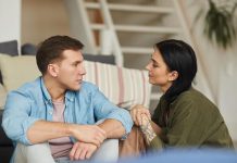 Ako vam partner postavi 5 pitanja, nije vam veran: Terapeuti otkrili kako ispituje teren osoba koja vara