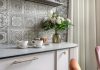 Kakve pločice staviti iza šporeta i radne površine: Ove menjaju svaku malu kuhinju, a evo koje se lako čiste