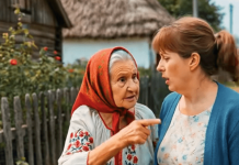 Nakon sahrane bake, komšinica me je zaustavila na kapiji: “Znaš li šta je tvoj muž ovde radio dok je baka bila živa?”, pitala me je.