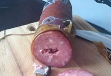 Pronašla sam USB u običnoj kobasici — u početku sam mislila da je slučajnost, dok nisam proverila šta se nalazi unutra.