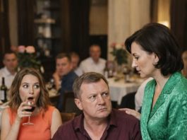 Žena je saznala za muževu prevaru, ali nije pravila skandal, umesto toga je na korporativnoj proslavi ustala i izgovorila takav tost da je cela sala zanemela od šoka😮😨