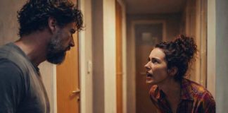 Dovukla sam se kući nakon dvanaestosatne smjene, noge mi otpadaju, a ti zahtijevaš da sada stanem za štednjak i pržim ti kotlete.