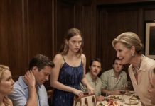 Mislila sam da idem na opuštenu porodičnu večeru, kada mi je verenik stisnuo ruku i šapnuo: „Opusti se, nije ništa posebno.“