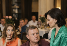 Supruga je saznala za muževljevu nevjeru, ali nije počela praviti skandal, nego na korporativnoj zabavi ustala je i nazdravila od koje se cijela dvorana smrznula u šoku 😨😢