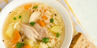 Pileća supa postala hit u svijetu u borbi sa prehladom: Naše bake su oduvijek znale, samo jedan sastojak je ključan u ovom jelu