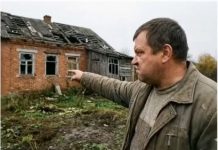 Na moj 63. rođendan sin me odveo na selo, iskrcao ispred raspale kuće i rekao: „Ovo ti je poklon. Živi ovdje.“ Zatim je otišao, ostavivši me u zabiti. Ali nije mogao ni zamisliti ko je živio u susjednoj kući… 😲😲😲