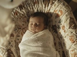 Rodila sam bebu za sestru — ali istina me slomila