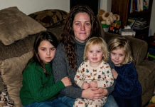 Odgojila sam tri kćerke svog brata — siročad — punih 15 godina. Prošle sedmice mi je dao zapečaćenu kovertu koju nisam smjela otvoriti pred njima.