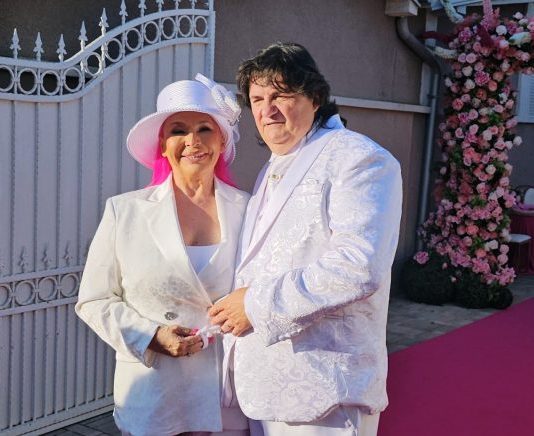 Select Zorica Brunclik i Kemiš otkrili razlog zdravstvenih tegoba pred obnovu bračnih zaveta Zorica Brunclik i Kemiš otkrili razlog zdravstvenih tegoba pred obnovu bračnih zaveta