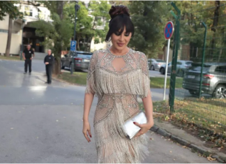 Ceca kao boginja stigla na venčanje o kojem bruji zemlja: Ali ovaj put je imala pratnju!!Pogledajte ko je muškarac uz kojeg Ceca ne skida osmijeh s lica!!!!