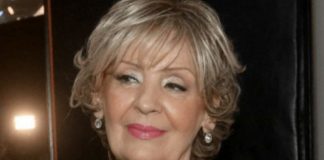 Vjenčanica Lepe Lukić hit je i za današnje standarde, pogledajte samo: Isplivala jedina fotografija vjenčanja pjevačice sa suprugom kojeg je uhvatila u preljubi