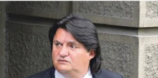 INFORMACIJE O MUŽU ZORICE BRUNCLIK LEDE KRV U ŽlLAMA! Evo u čijem zagrljaju su ga sinoć uhvatili!!Javnost šokirana baš sad kad je Zorica bolesna!!!!