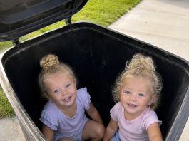 Blizanke mojih susjeda skrivale su se u mojoj praznoj kanti za smeće – a onda je jedna šapnula nešto od čega mi se krv sledila… Blizanke mojih susjeda skrivale su se u mojoj praznoj kanti za smeće – a onda je jedna šapnula nešto od čega mi se krv sledila… - featured image