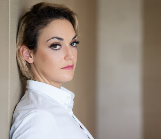 VODOLIJU ČEKA ČUDO KOJE NIJE MOGLA NI DA ZAMISLI: Stiže mnogo više od očekivanog, a tajna molitva konačno donosi odgovor!