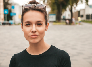 Razvedena komšinica mi je poručila da će mi uzeti muža – umjesto svađe, pripremila sam joj lekciju koju nije očekivala